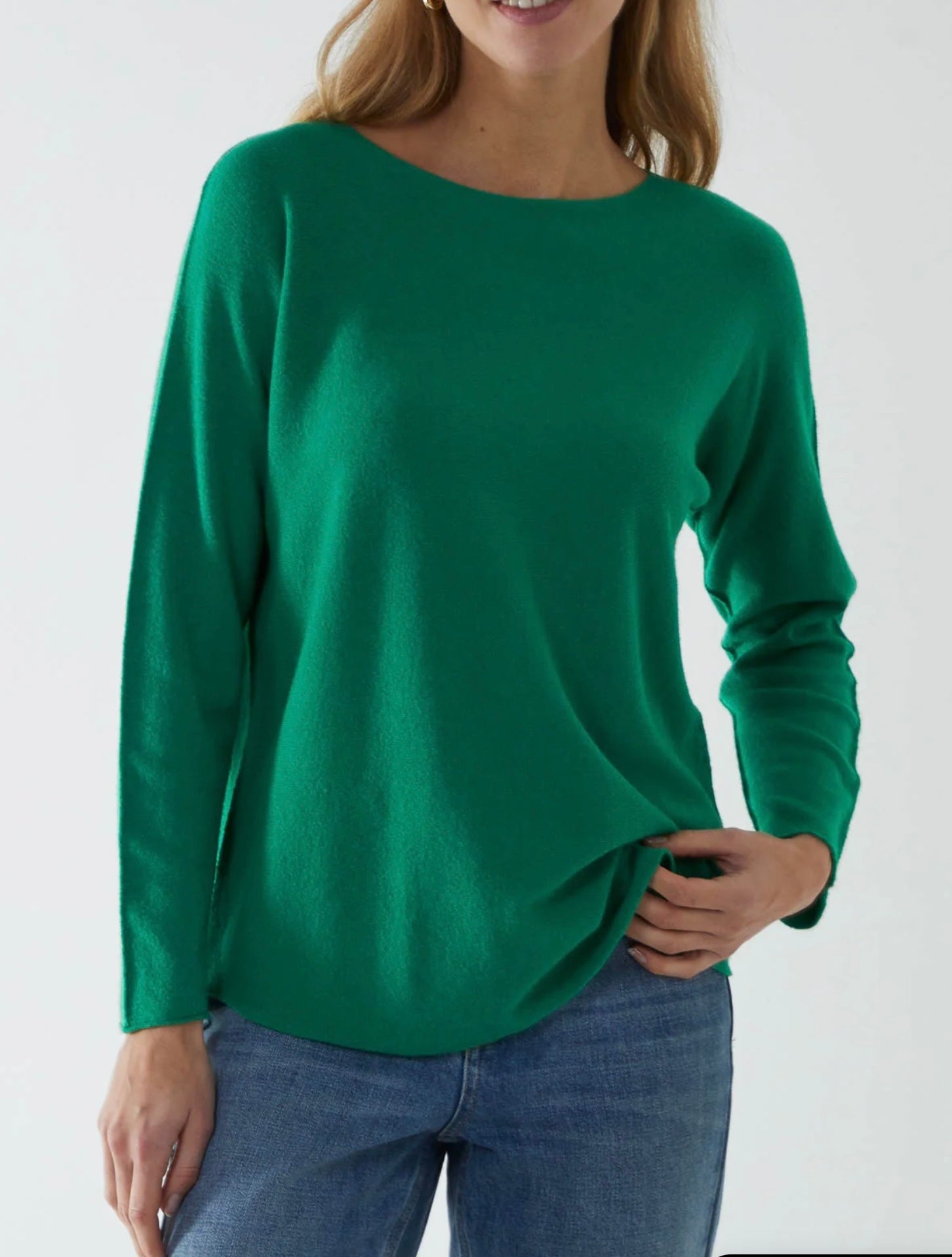 Round Neck Fine Knit Jumper