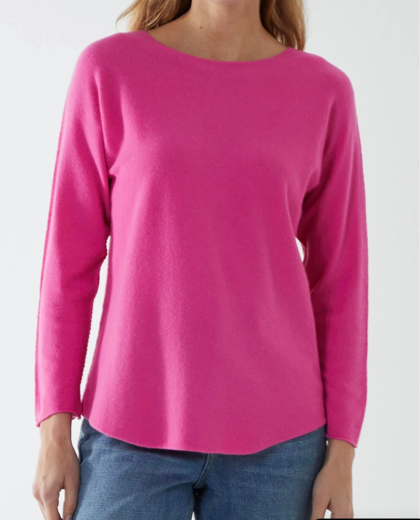 Round Neck Fine Knit Jumper