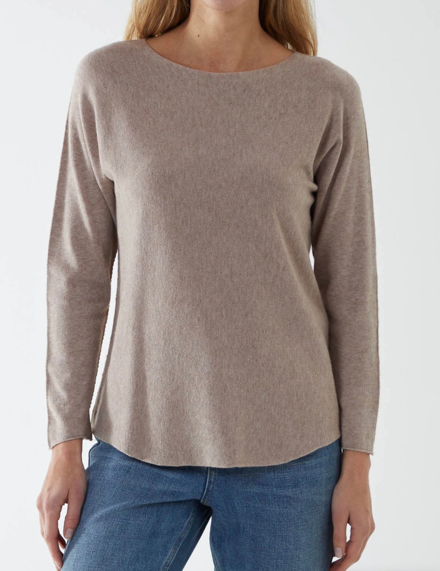 Round Neck Fine Knit Jumper