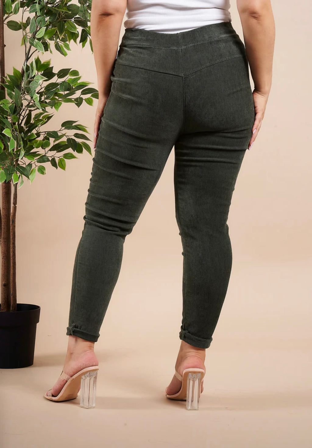 Ultra fine Needle Cord Magic Trouser