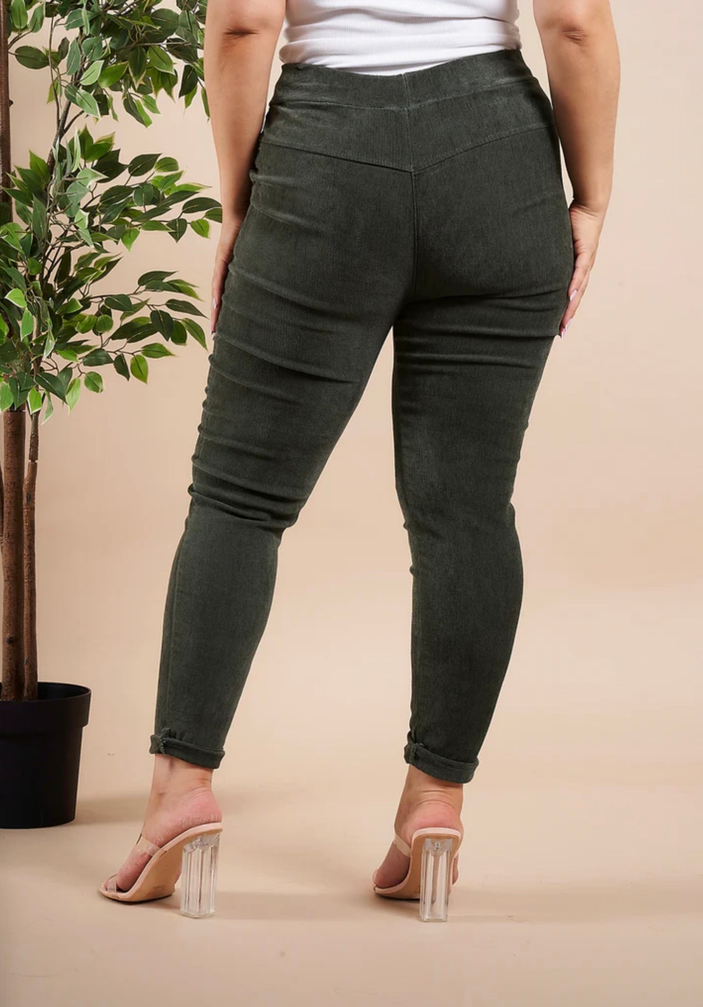 Ultra fine Needle Cord Magic Trouser